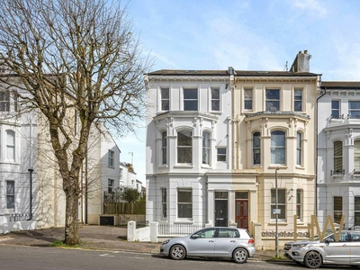 2 bedroom apartment for sale in Buckingham Road, Brighton, East Sussex, BN1 3RJ, BN1