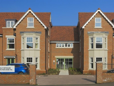 2 bedroom apartment for sale in Eastry Place, New Dover Road, Canterbury, CT1