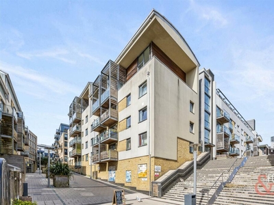 2 bedroom apartment for sale in Kingscote Way, Brighton, BN1