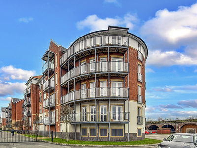 2 bedroom apartment for sale in Saddlery Way, Chester, CH1