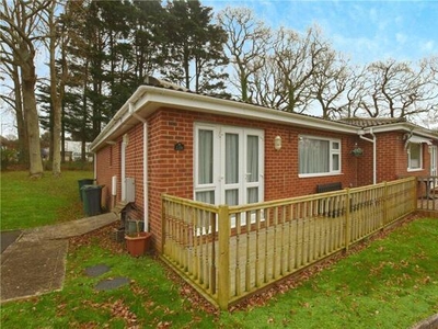 2 Bedroom Bungalow Cowes Isle Of Wight