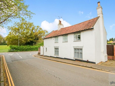 2 bedroom cottage for sale in George Hill, Old Catton, NR6