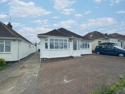 2 bedroom detached bungalow for rent in Botany Road, Broadstairs, CT10