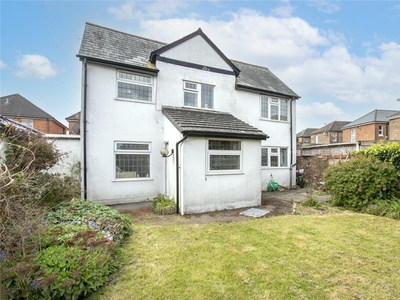 2 bedroom detached house for sale in Oak Road, Charminster, Bournemouth, BH8