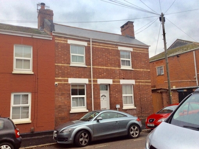 2 bedroom end of terrace house for rent in Cecil Road, St Thomas, Exeter, EX2
