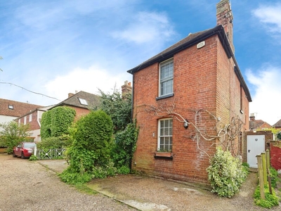 2 bedroom end of terrace house for sale in Adelaide Place, Canterbury, Kent, CT1