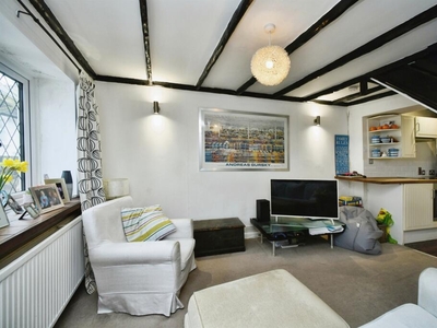 2 bedroom end of terrace house for sale in Middle Road, Brighton, BN1