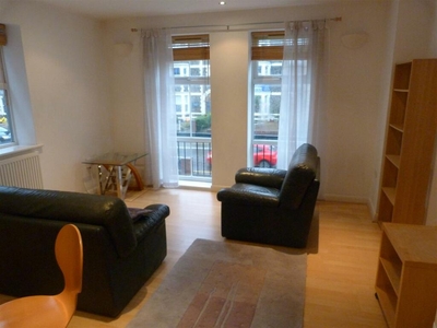 2 bedroom flat for rent in Ferriers Court, Roath, ( 2 Beds ), F/F Flat, CF24