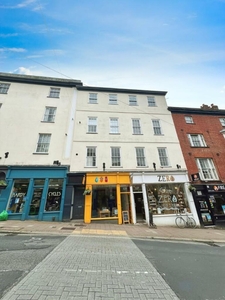 2 bedroom flat for rent in Fore Street, Exeter, EX4 3JQ, EX4
