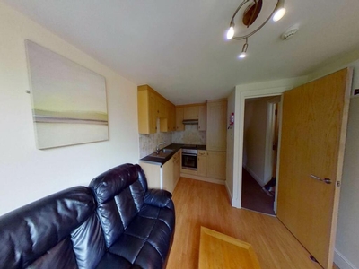 2 bedroom flat for rent in Llanbleddian Gardens, Cathays, Cardiff, CF24