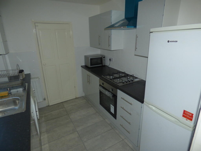 2 bedroom flat for rent in Rothbury Terrace, Heaton, NE6