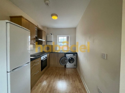 2 bedroom flat for rent in Temple Street, Sculcoates, Hull, HU5 1AD, HU5