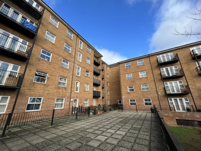 2 bedroom flat for sale in The Academy, Holly Street, Luton, LU1
