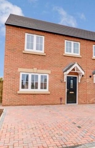2 Bedroom House Driffield Gloucestershire