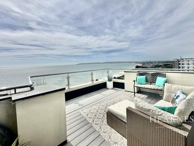 2 bedroom penthouse for sale in West Overcliff, Bournemouth, Dorset, BH2