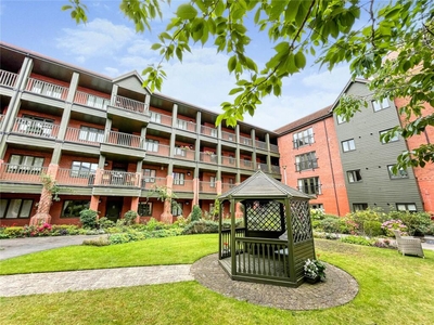 2 bedroom retirement property for sale in Bowling Green Court, Brook Street, Chester, CH1