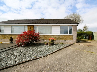 2 bedroom semi-detached bungalow for sale in Egerton Grove, Allerton, Bradford, BD15