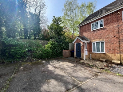 2 bedroom semi-detached house for sale in Dixon Road, Kingsthorpe, Northampton NN2 8XE, NN2