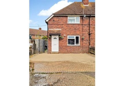 2 bedroom semi-detached house for sale in Vauxhall Avenue, Canterbury, CT1