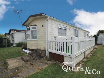2 Bedroom Shared Living/roommate Canvey Island Essex