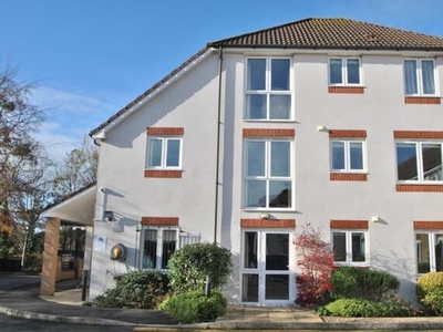 2 Bedroom Shared Living/roommate Gloucestershire Gloucestershire