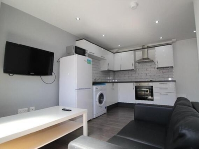 2 Bedroom Shared Living/roommate Lancs Lancashire