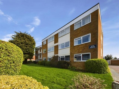 2 Bedroom Shared Living/roommate Worthing West Sussex