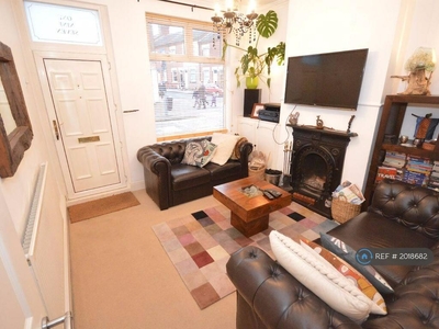 2 bedroom terraced house for rent in Avenue Road Extension, Leicester, LE2