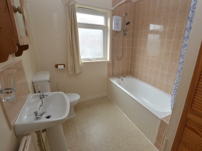 2 bedroom terraced house for rent in Vaughan Road, Leicester, LE2