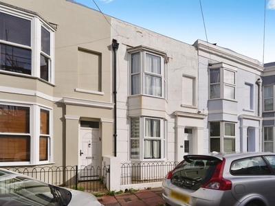 2 bedroom terraced house for sale in College Street, Brighton, BN2