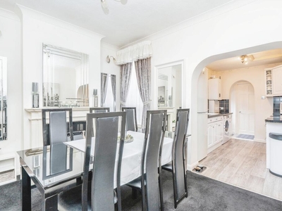 2 bedroom terraced house for sale in Emsworth Road, Portsmouth, Hampshire, PO2