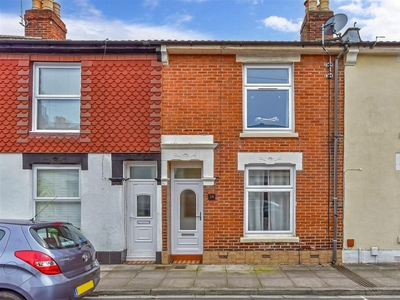 2 bedroom terraced house for sale in Manor Park Avenue, Portsmouth, Hampshire, PO3