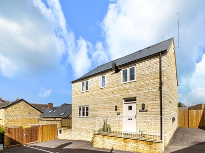 3 Bed House For Sale in Chipping Norton, Oxfordshire, OX7 - 5395838