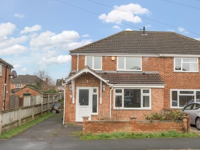 3 Bed House To Rent in Kidlington, Oxfordshire, OX5 - 629
