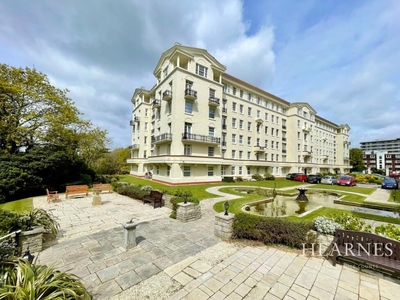 3 bedroom apartment for sale in Bath Hill Court, Bath Road, Bournemouth, BH1