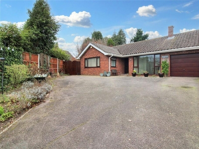 3 bedroom bungalow for sale in Langley Close, Cringleford, Norwich, Norfolk, NR4