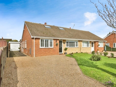 3 bedroom bungalow for sale in Raymond Road, Norwich, NR6