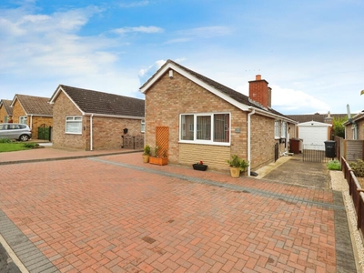 3 bedroom bungalow for sale in Sidlaw Grove, Lincoln, LN5