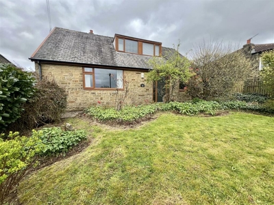 3 bedroom detached bungalow for sale in Valley View, Ambler Thorn, Bradford, BD13