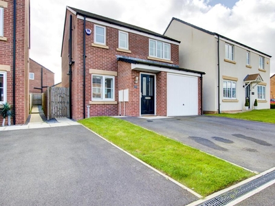 3 bedroom detached house for sale in Augusta Park Way, Dinnington, NE13