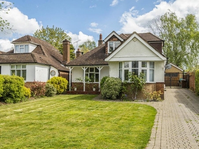 3 bedroom detached house for sale in London Road, Burpham, Guildford, Surrey, GU4