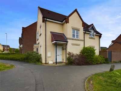3 bedroom detached house for sale in Farnborough Close Kingsway, Quedgeley, Gloucester, Gloucestershire, GL2