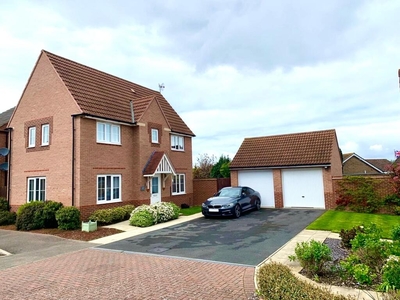 3 bedroom detached house for sale in Livia Avenue, North Hykeham, Lincoln, LN6