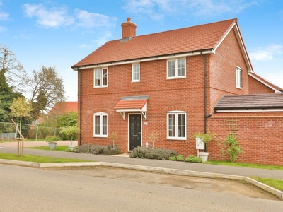 3 bedroom detached house for sale in Sorrel Grove, Cringleford, Norwich, NR4