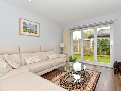 3 bedroom detached house for sale in Whitstable Road, Blean, Canterbury, Kent, CT2