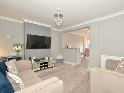 3 bedroom end of terrace house for sale in Invergordon Avenue, Portsmouth, Hampshire, PO6