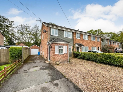 3 bedroom end of terrace house for sale in Pine Tree Walk, Creekmoor, BH17