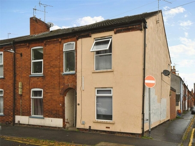 3 bedroom end of terrace house for sale in Scorer Street, Lincoln, Lincolnshire, LN5