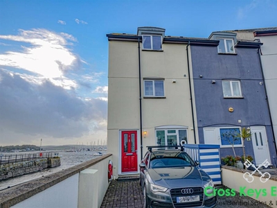 3 bedroom end of terrace house for sale in Telegraph Wharf, Stonehouse Peninsula,, PL1