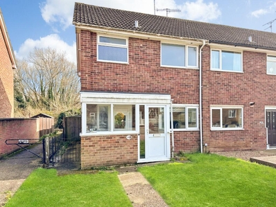 3 bedroom end of terrace house for sale in Willow Close, Canterbury, Kent, CT2